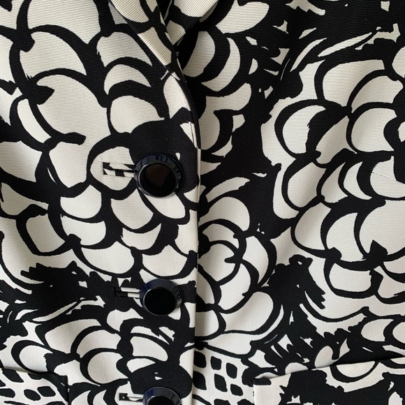 Chic Lafayette 148 New York Jacket - Picture 3 of 3